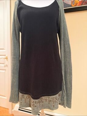 T Party Fashion Black Hoodie Tunic with Olive Green Sleeves